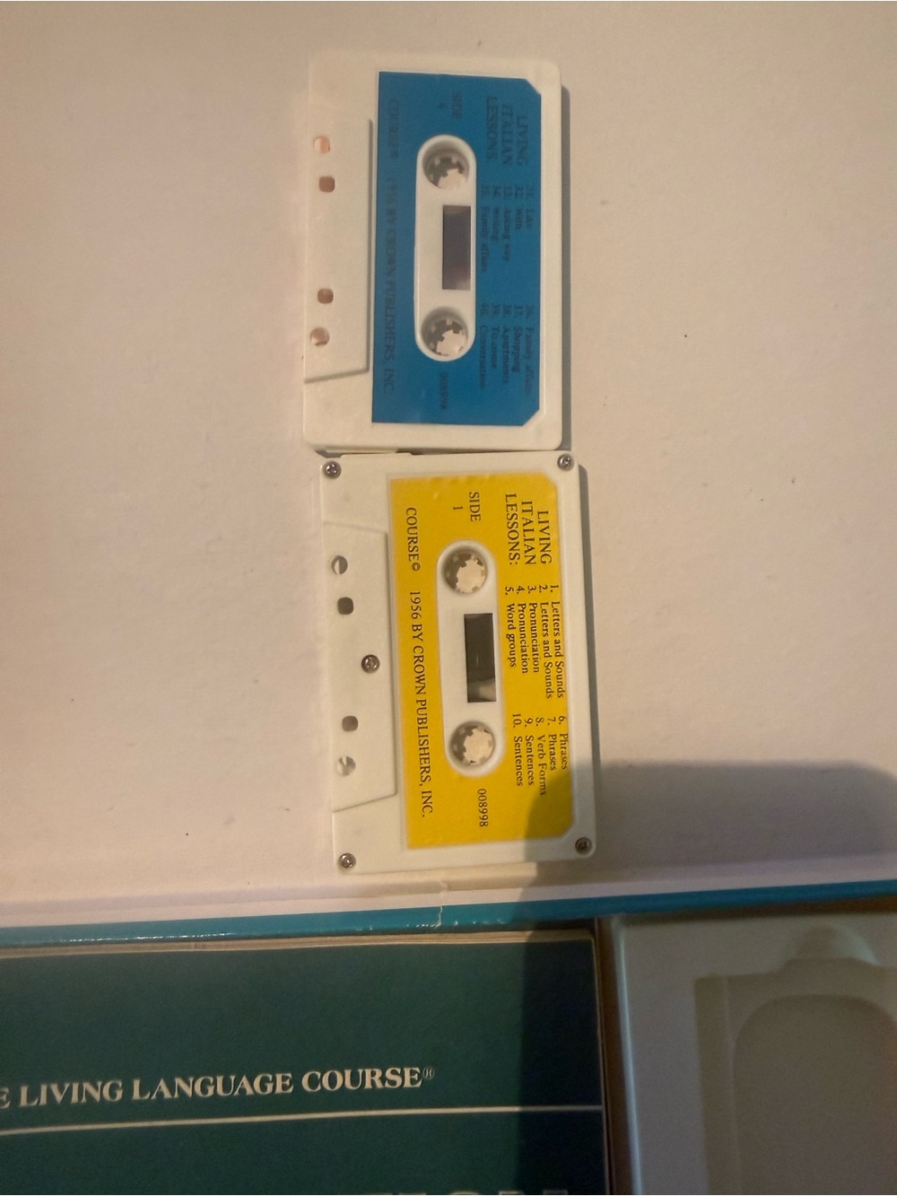 Cassette Edition Language Course - Blue/Tan - Picture 10 of 12